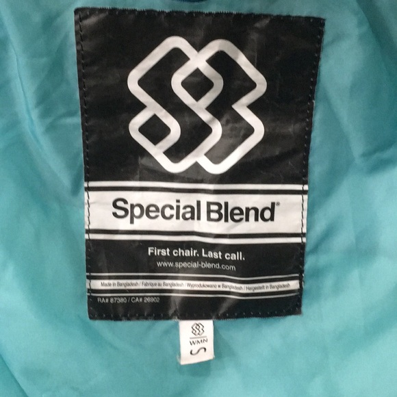 Snowboard jacket - Picture 6 of 6